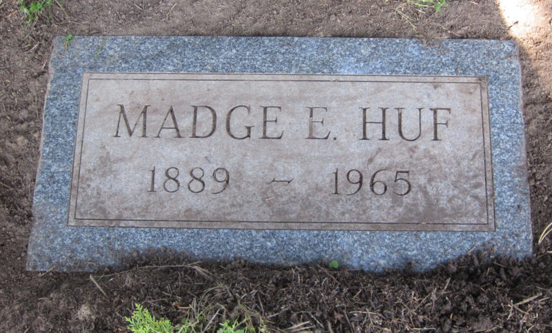 File:Gravestone-madge-e-huf.jpg