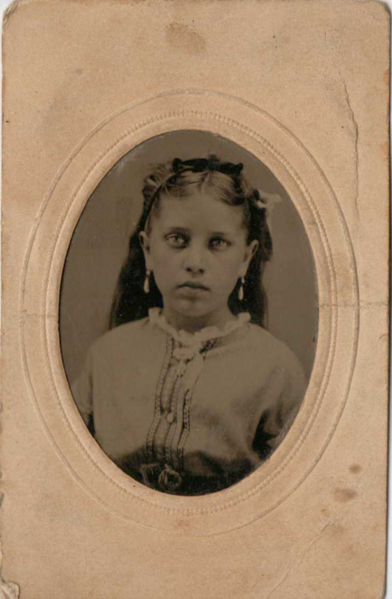 File:Estella Jurey.jpg