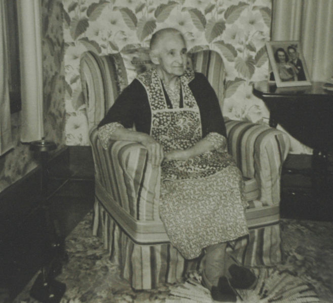 File:Mary Femlee Best, reduced.jpg