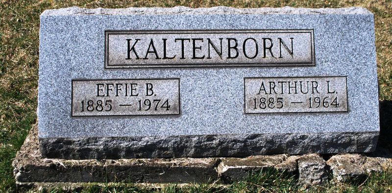 File:Gravestone, Kaltenborn, Arthur L, Effie B.jpg