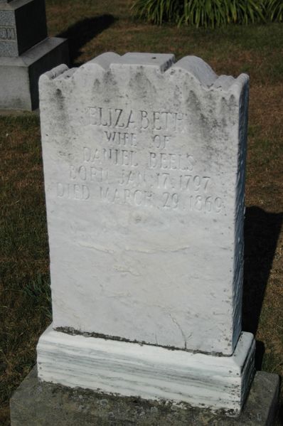 File:Gravestone, Elizabeth wife of Daniel Beels.jpg