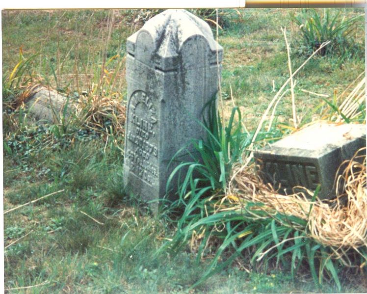 File:Gravestone Ann Eliza Kline, Valley Cem.jpg