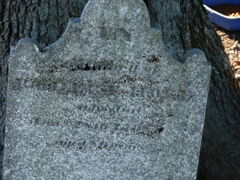 File:Hogue gravestone.jpg