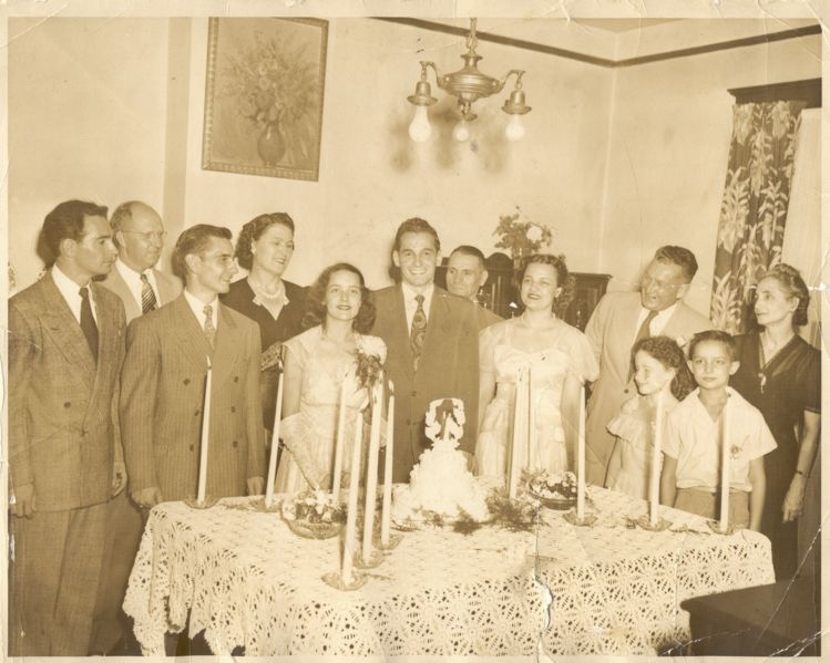 File:Wedding picture shows fonnie and clayton neal.JPG