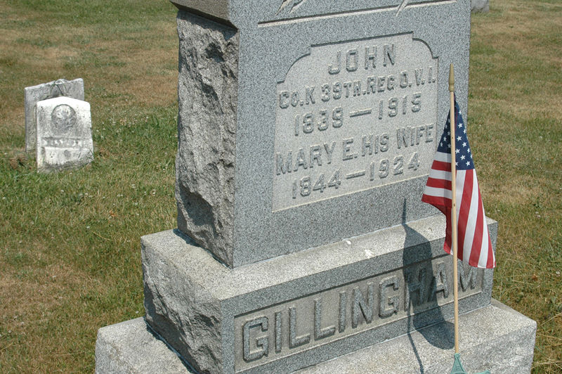 File:SMMC 05 John & Mary E Gilliangham, red.jpg