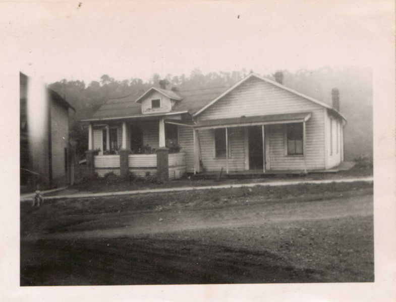 File:Aus Sheffer's Place.jpg