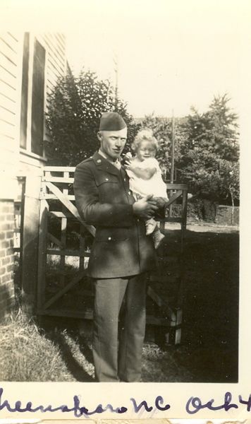 File:John T Wilson & Betsy Oct 43 Greensboro NC.jpg