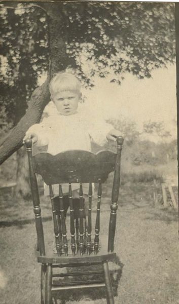 File:Loy Beals on chair.jpg