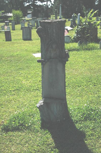 File:Gravestone Thomas L Kelly.jpg