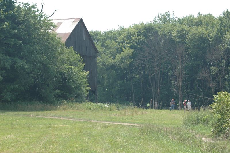 File:WIM 28 Wimer barn, Russ, Lee, Betsy.jpg