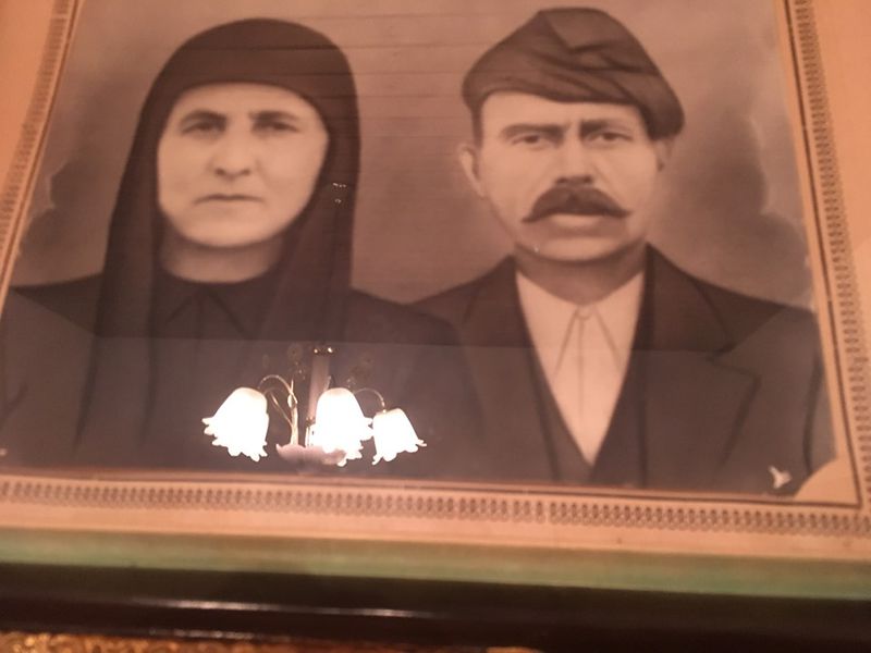 File:Michalis Vergitakis & wife Irini ---.jpg