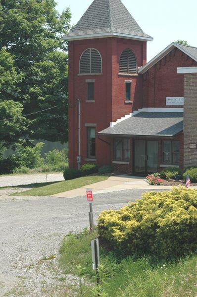 File:Mt Zion church, old bldg.jpg